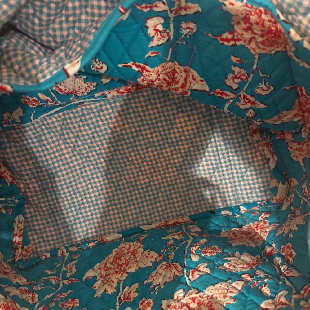 Floral Quilted Tote Bag - Blue and Pink - Picture 8 of 8